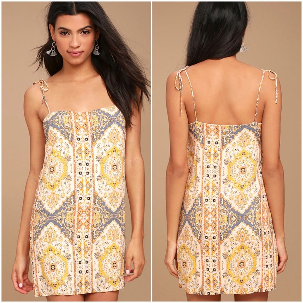 Sugar Town Peach Print Shift Dress